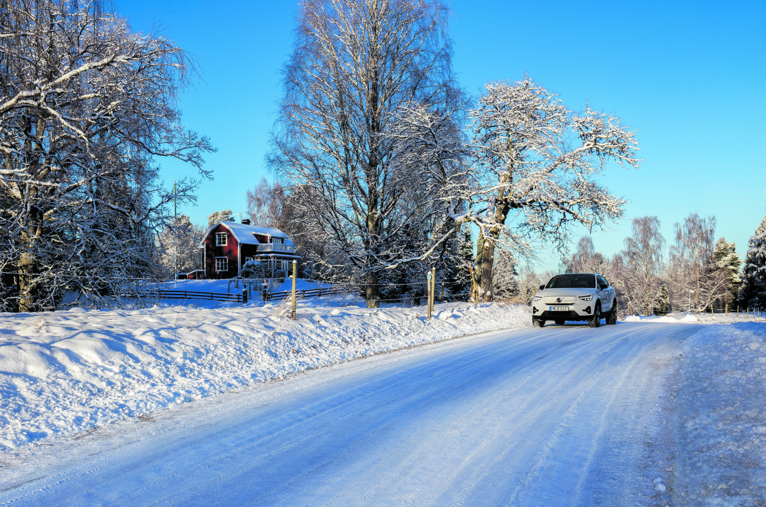 Köpa begagnad bil hos Liljas bild