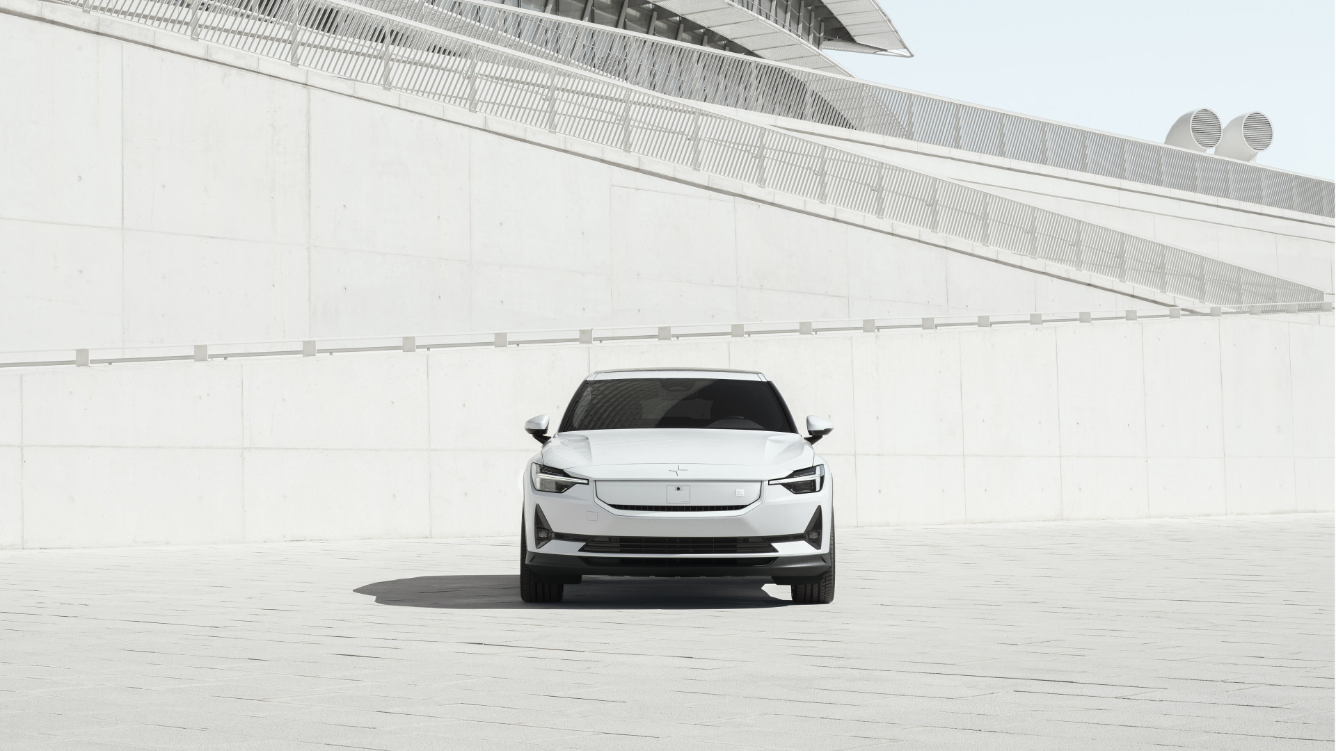 Polestar Pre-owned - Nu med 12 månaders fri försäkring bild