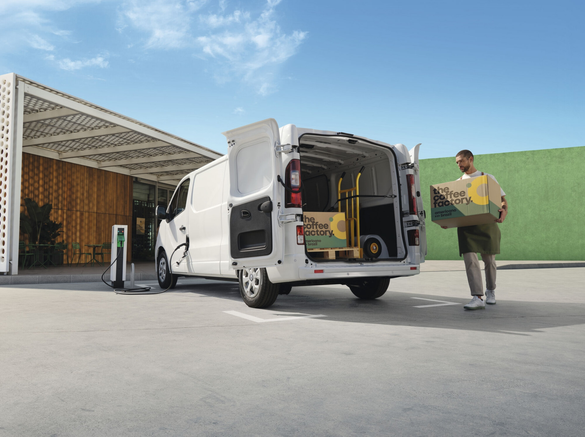 Trafic E-tech electric bild