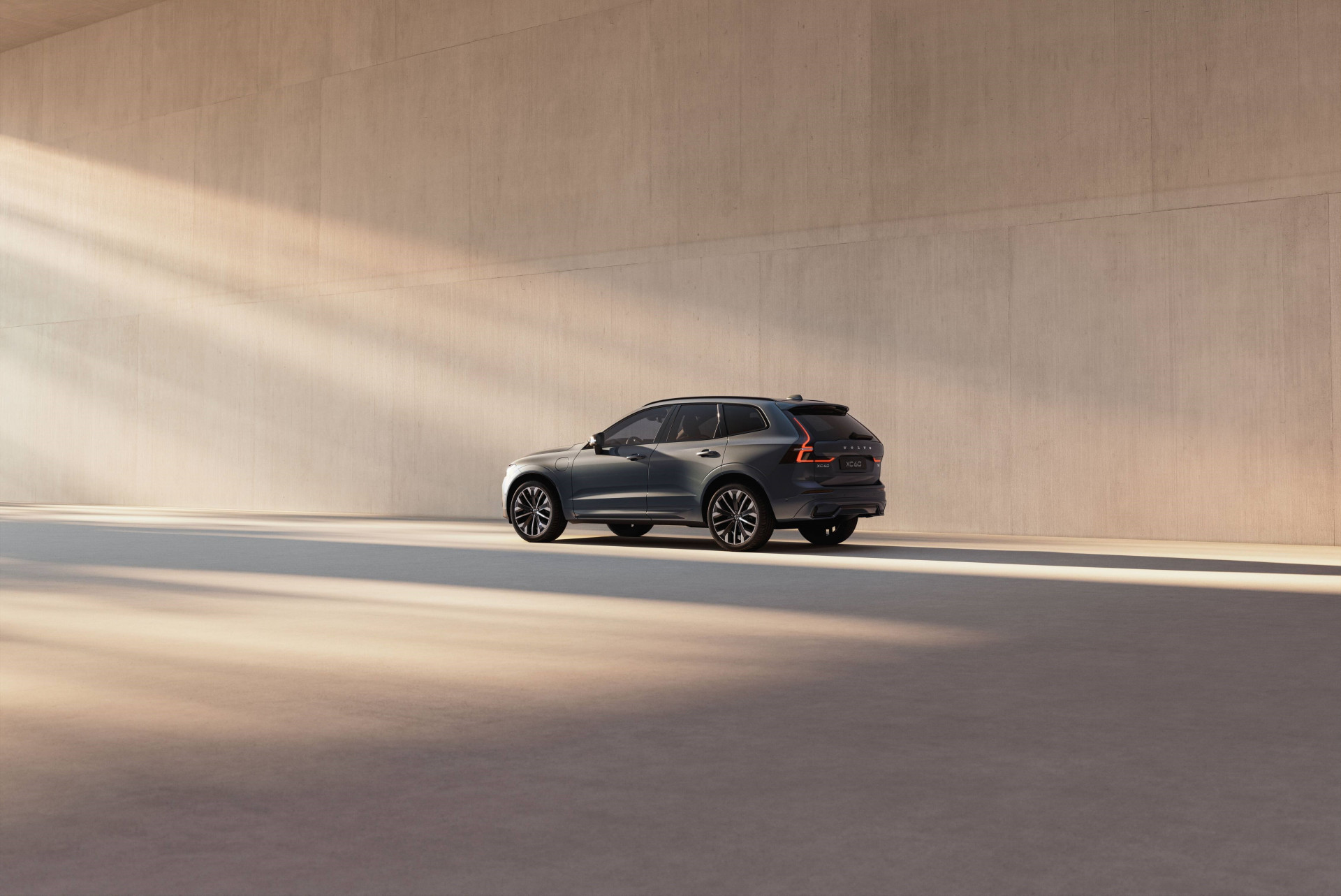 Bästsäljaren XC60 - nu bättre än någonsin bild