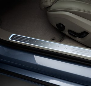 Upplysta instegslister S/V90/V90CC MY17-