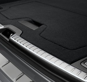 Upplyst scuff plate för lastrumsöppning V90/V90CC MY17-